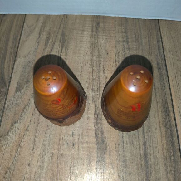 Vintage Wood Salt And Pepper Shakers Set With Native American Sayings - Picture 4 of 6